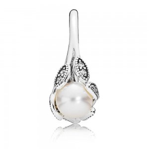 Pandora Ring-Luminous Leaves-Pearl Outlet